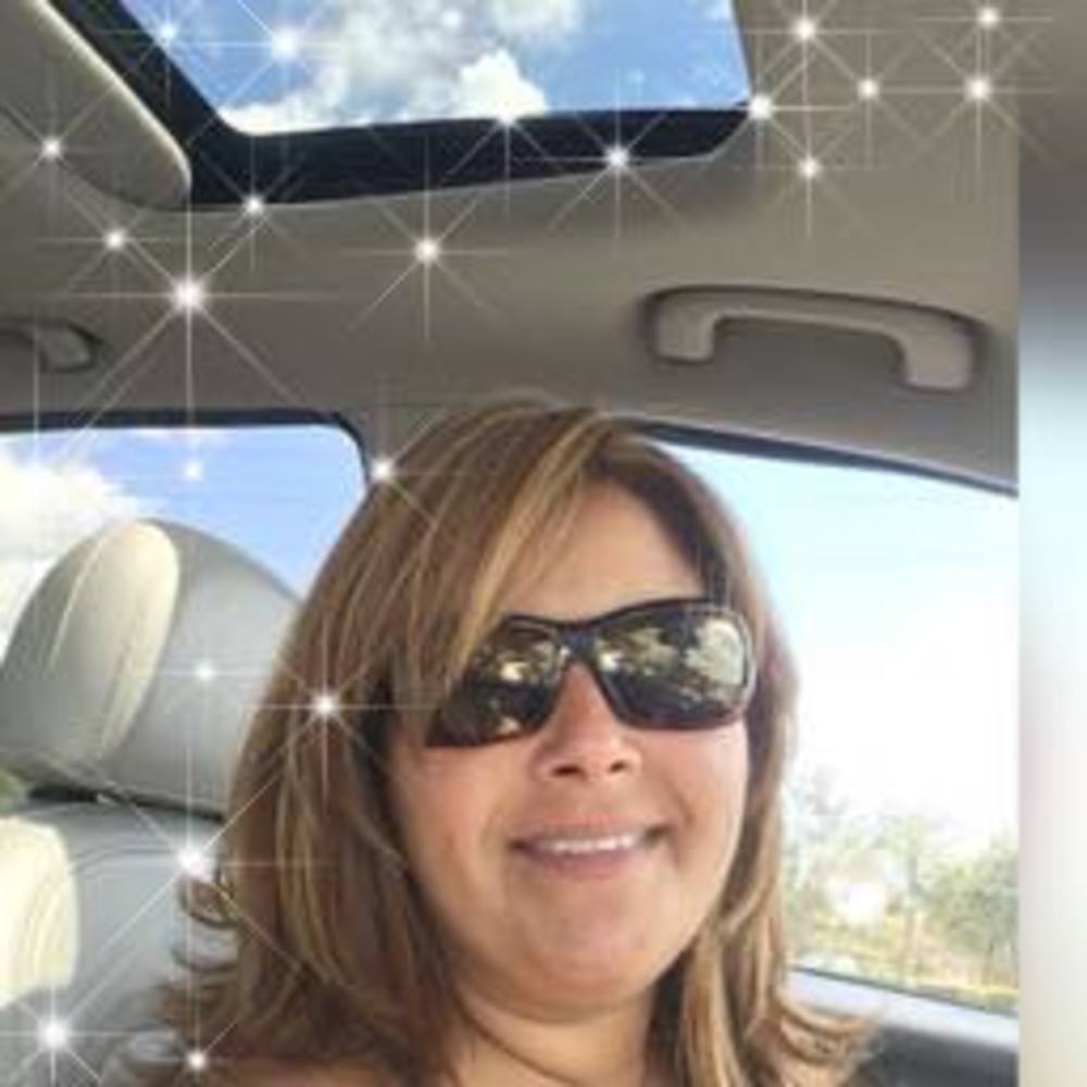 Meet your Posher, Kareen